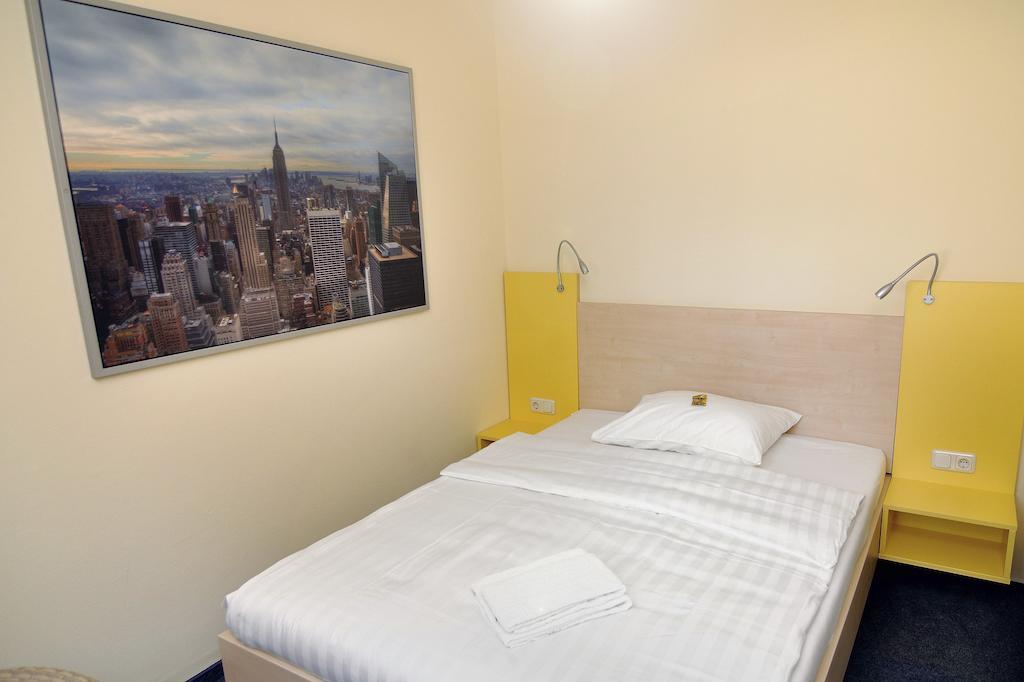 Airporthotel